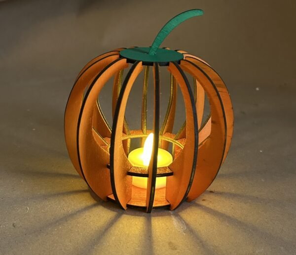 Teeküünlahoidja Kõrvits