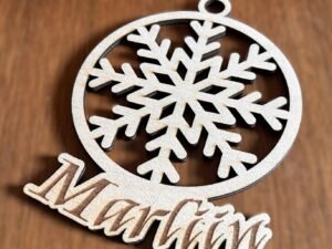 Nimeline jõuluehe lumehelbega