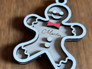 2KihilinePiparkoogiPoissNimega1 Piparkook 2 kihiline