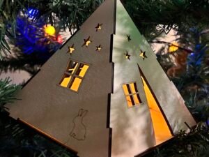 Teeküünlahoidja püstkoda