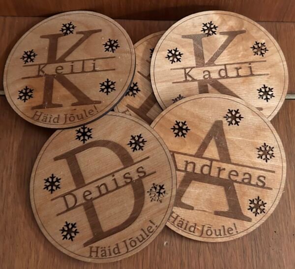 Tassialused Nimetähtga