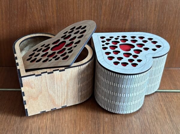 Südamekujuline sõbrapäeva karp