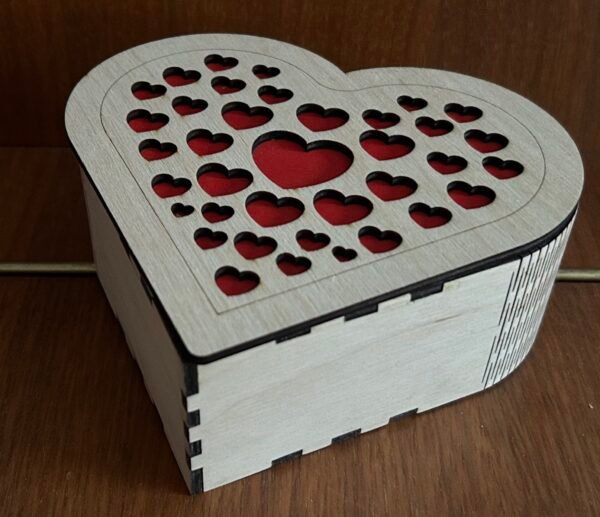 IMG_5423 Südamekujuline sõbrapäeva karp