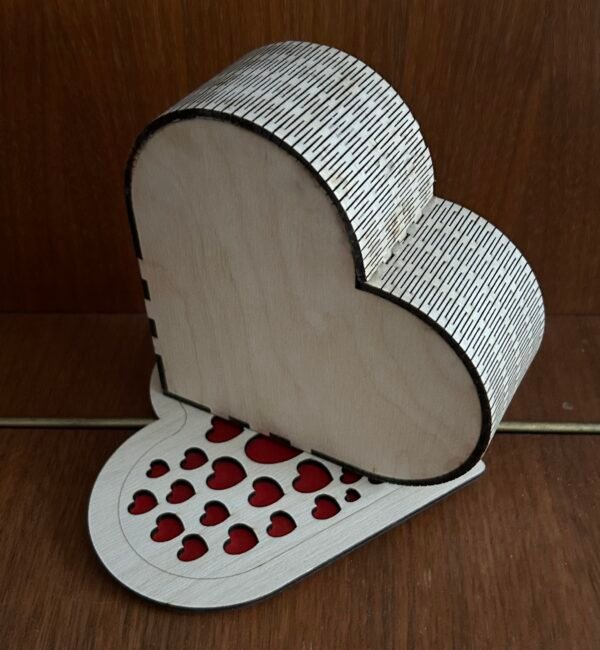 IMG_5425 Südamekujuline sõbrapäeva karp